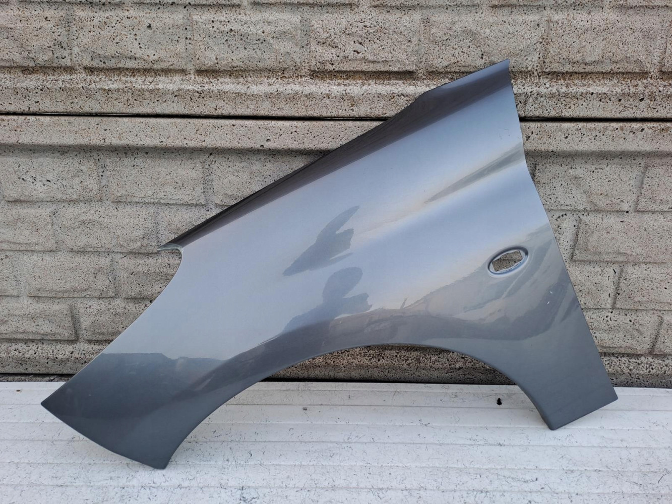 Aripa fata stanga Peugeot 206 Plus