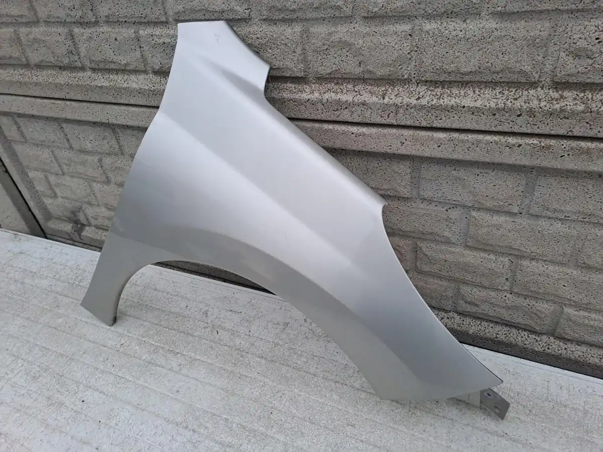 Aripa fata dreapta Peugeot 207 2006 2017