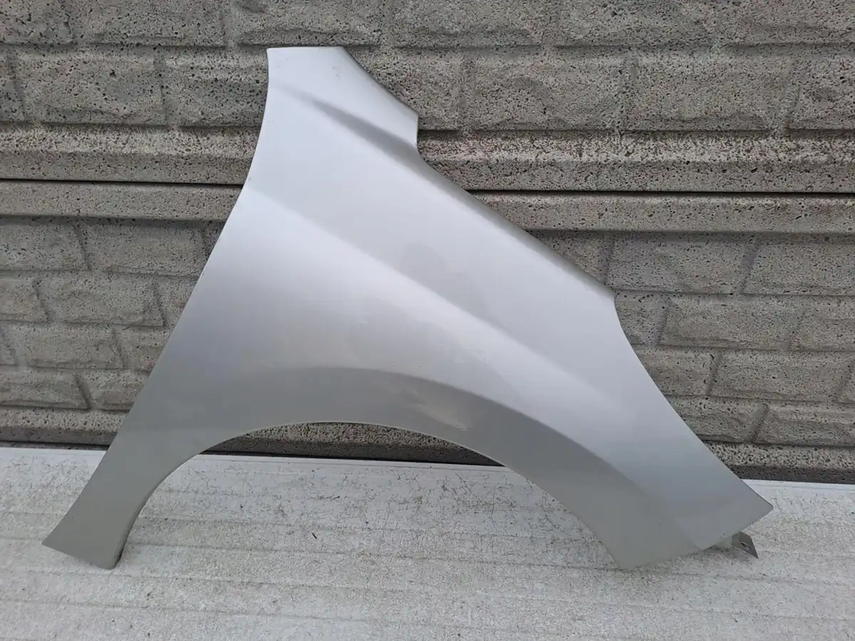 Aripa fata dreapta Peugeot 207 2006 2017