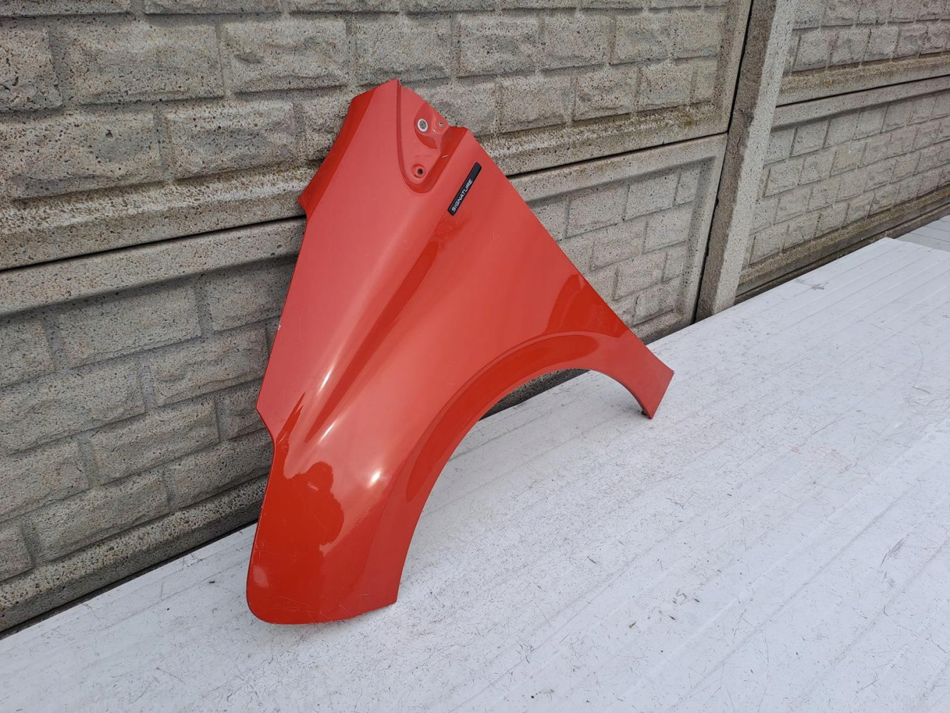 Aripa fata stanga Peugeot 208 11 17 - Image 2
