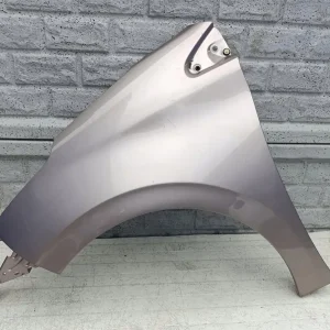 Aripa fata stanga Peugeot 208 11 17