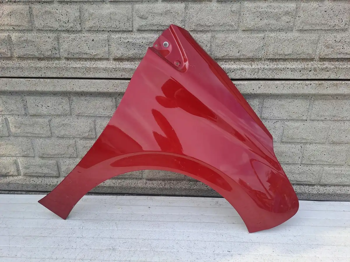 Aripa fata dreapta Peugeot 208 11 17