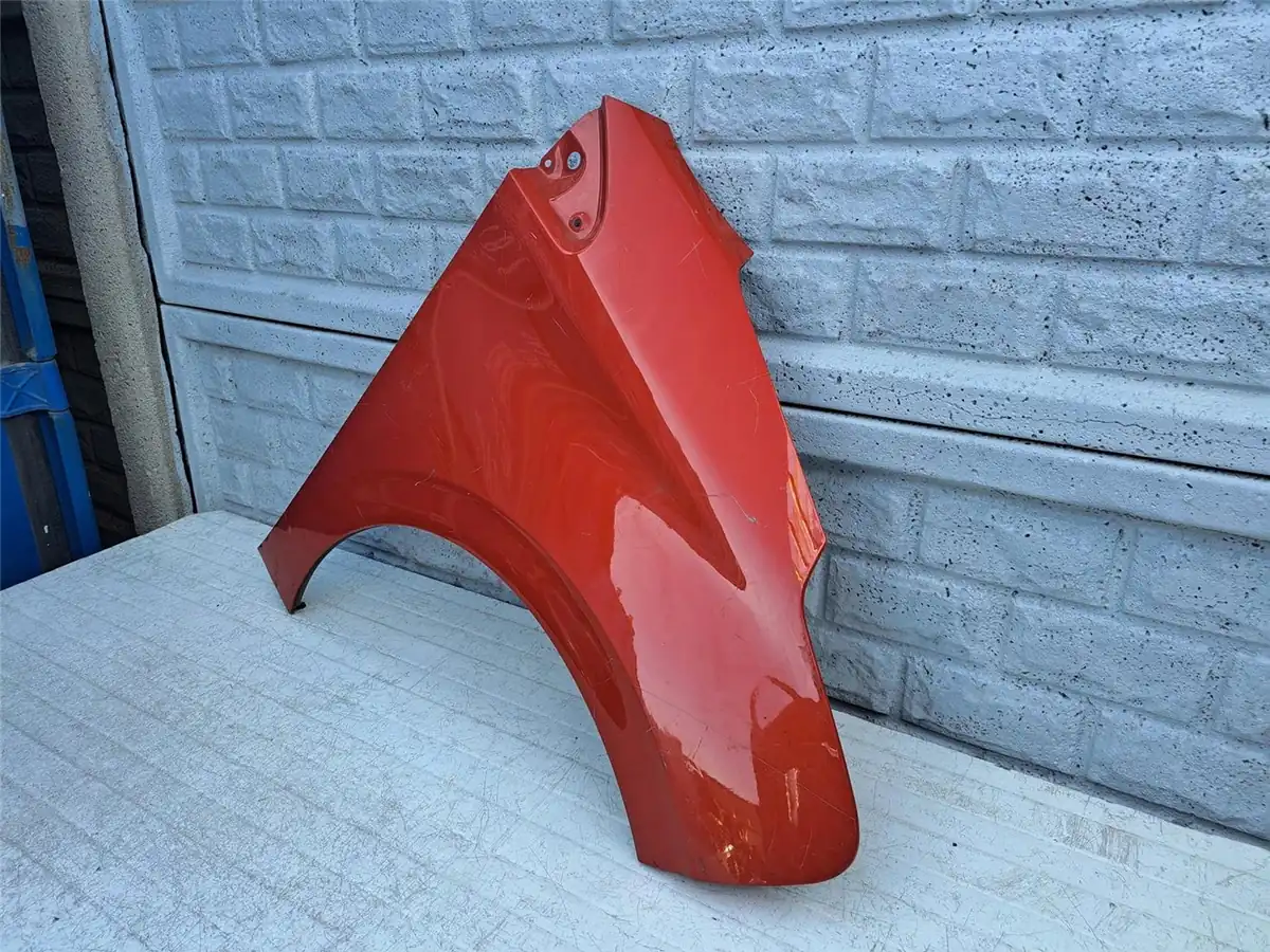 Aripa fata dreapta Peugeot 208 11 17