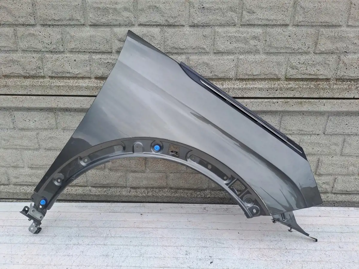 Aripa fata dreapta Peugeot 3008 5008 16 24
