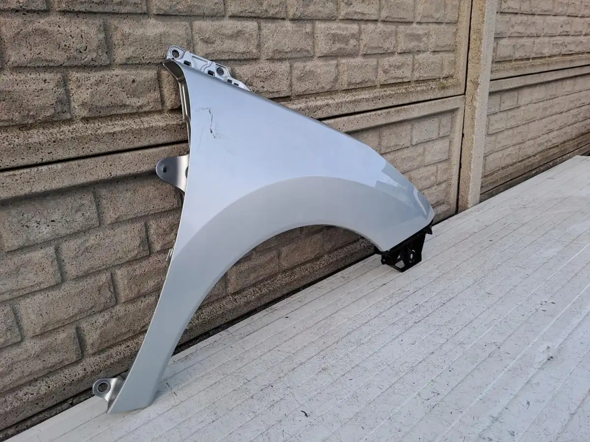 Aripa fata dreapta Peugeot 3008