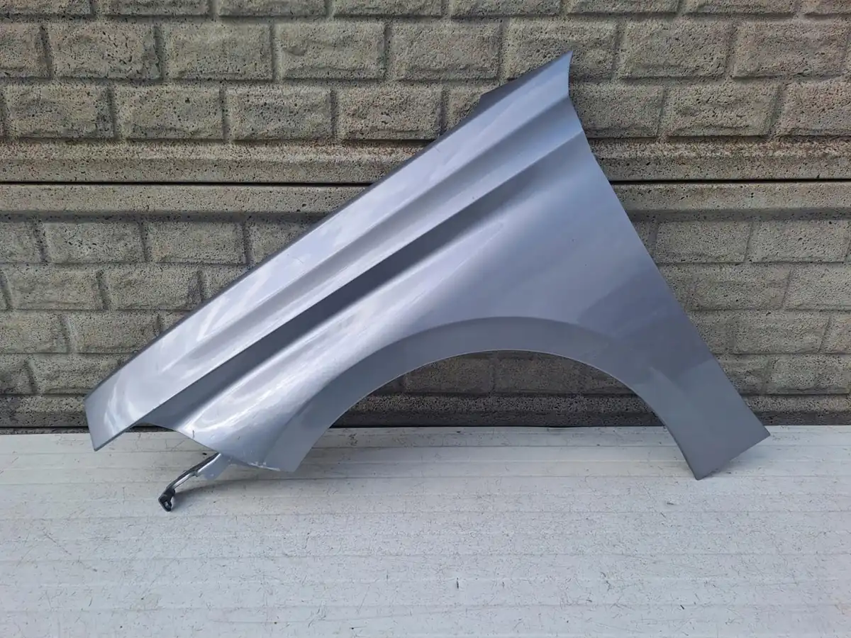 Aripa fata stanga Peugeot 308 21