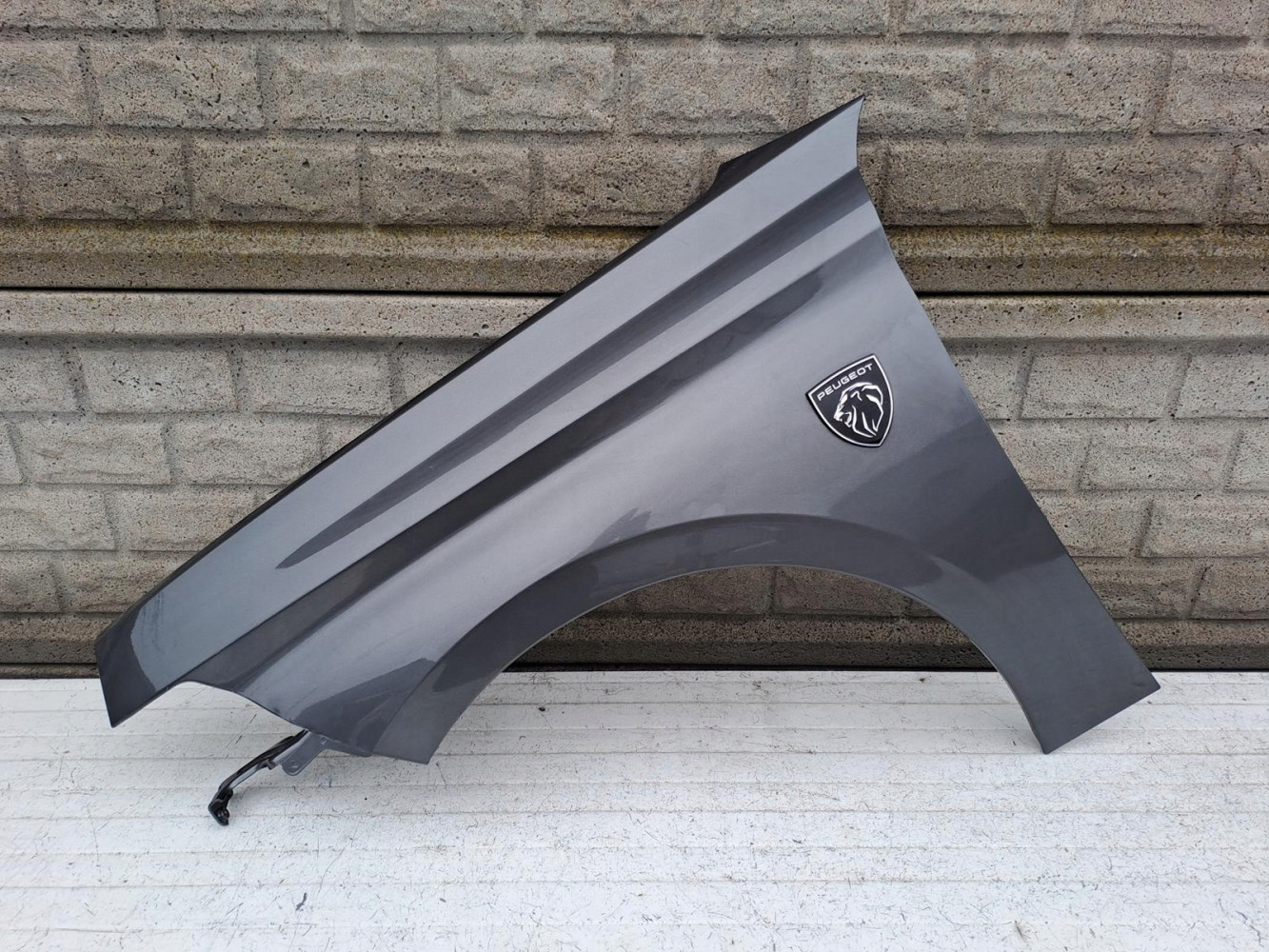 Aripa fata stanga Peugeot 308 21