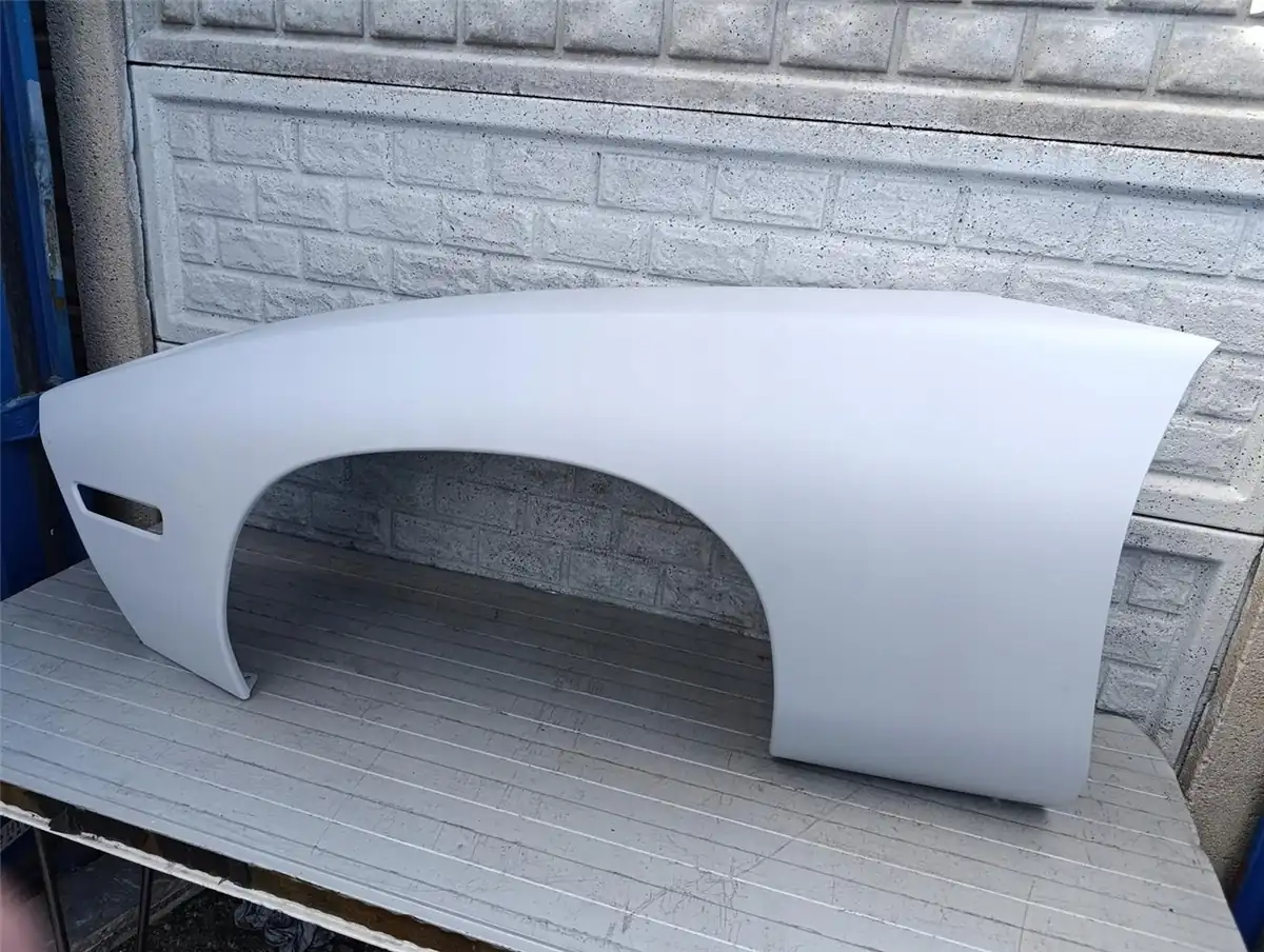 Aripa fata stanga Porsche 928
