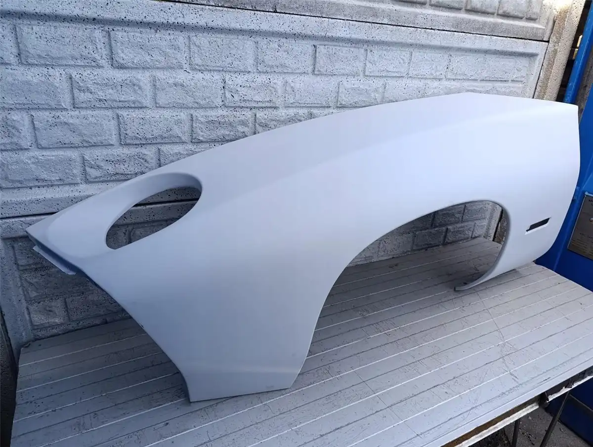 Aripa fata stanga Porsche 928