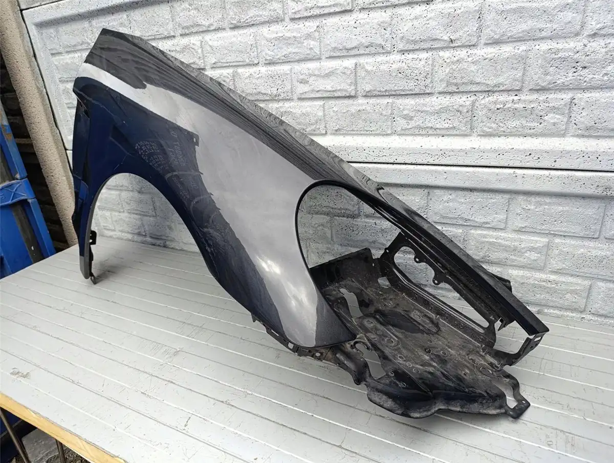 Aripa fata dreapta Porsche Panamera 970 Lift