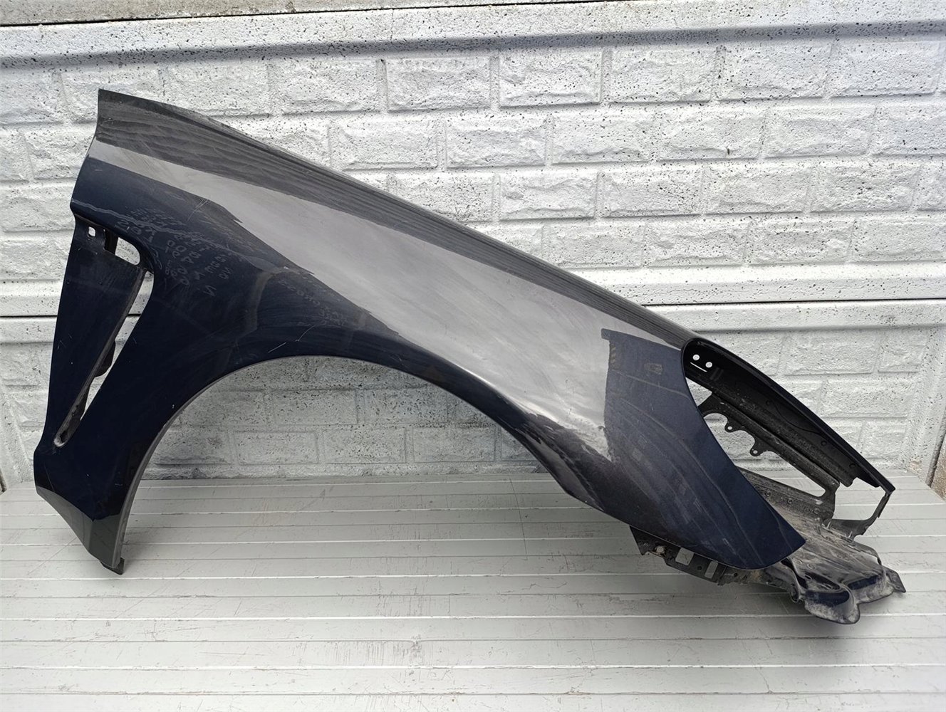 Aripa fata dreapta Porsche Panamera 970 Lift