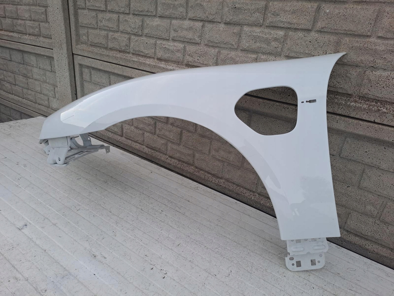 Aripa fata stanga Porsche Taycan 9j1 9 J - Image 3