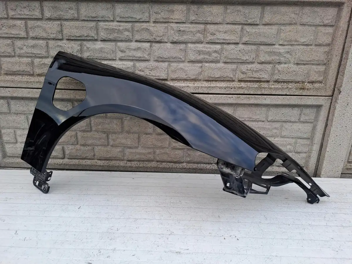 Aripa fata dreapta Porsche Taycan 9j1 9 J