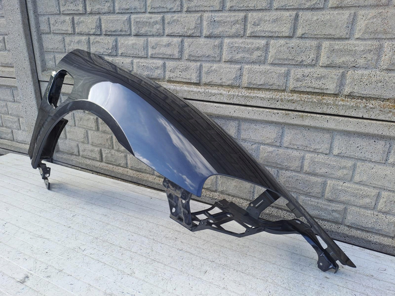 Aripa fata dreapta Porsche Taycan 9j1 9 J - Image 2