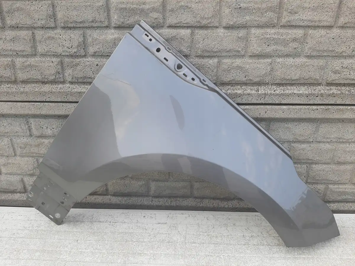 Aripa fata dreapta Land Rover Range Rover Velar 2017 2021