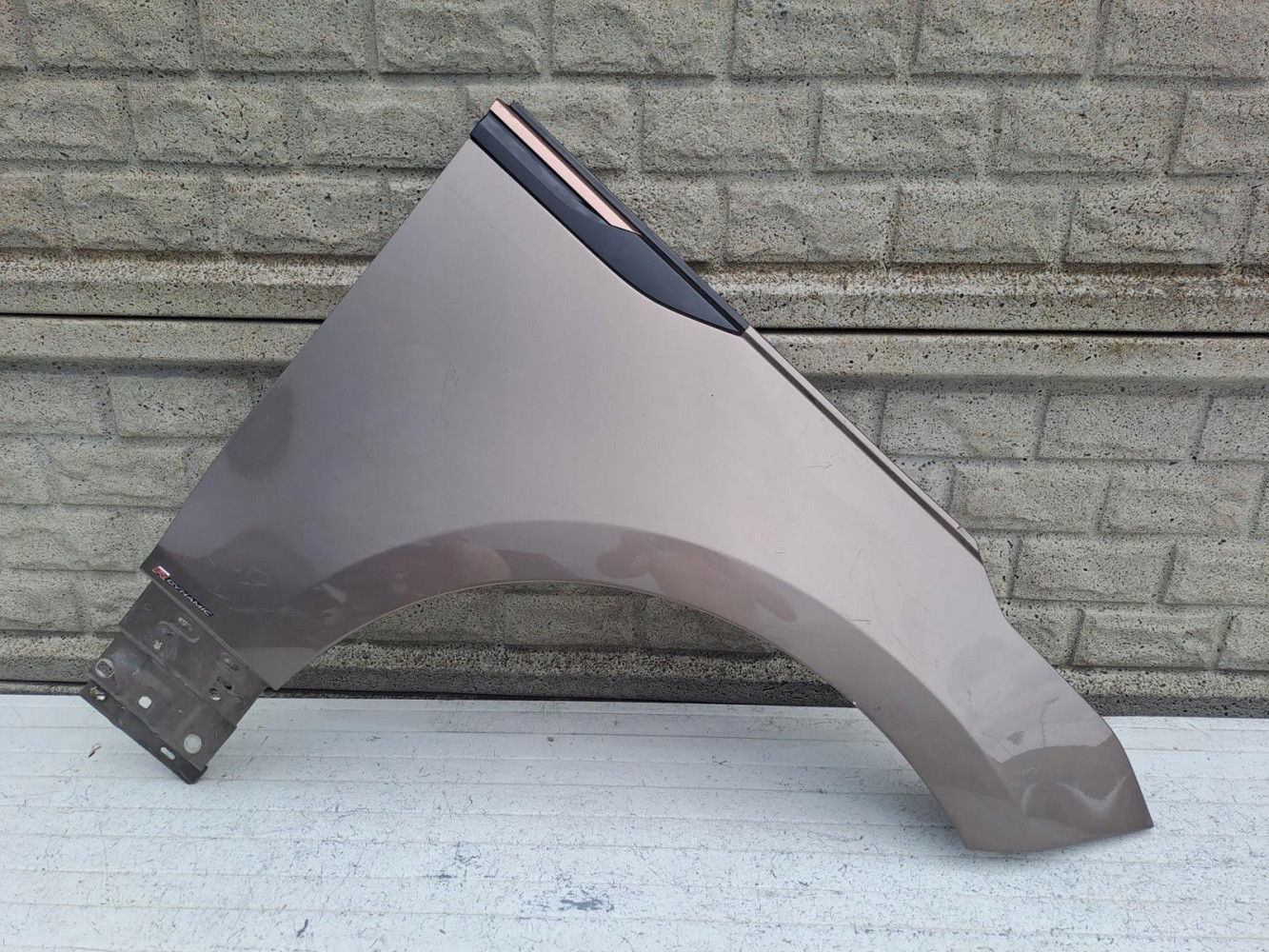 Aripa fata dreapta Land Rover Range Rover Velar 2017 2024