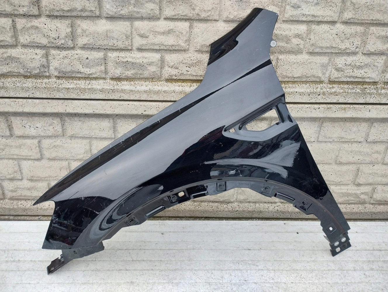 Aripa fata stanga Renault Arkana 2021 24