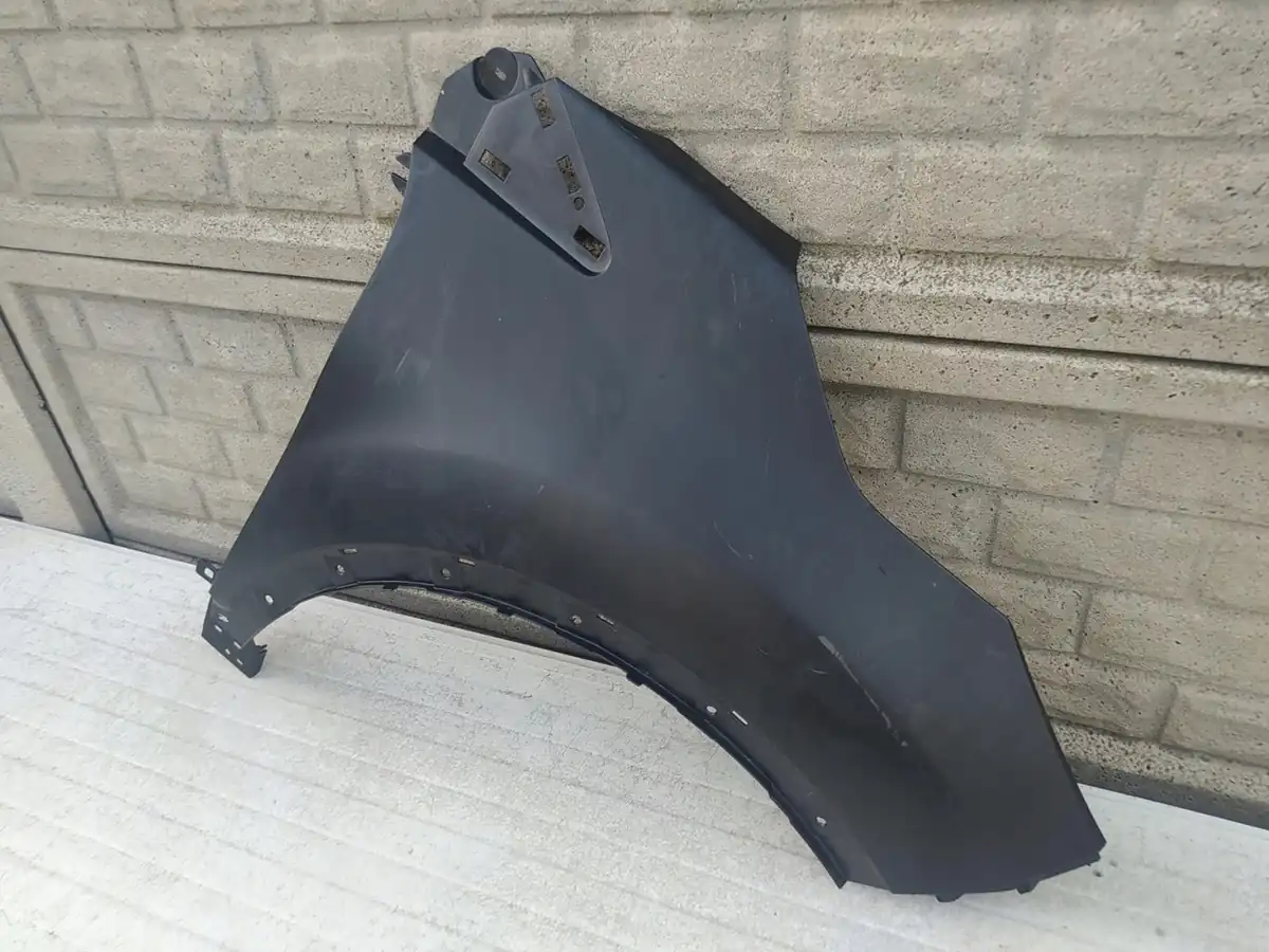 Aripa fata dreapta Renault Captur 13 18