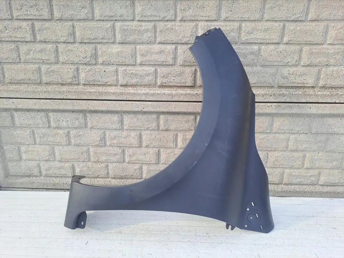 Aripa fata stanga Renault Clio 4 Iv 13 20