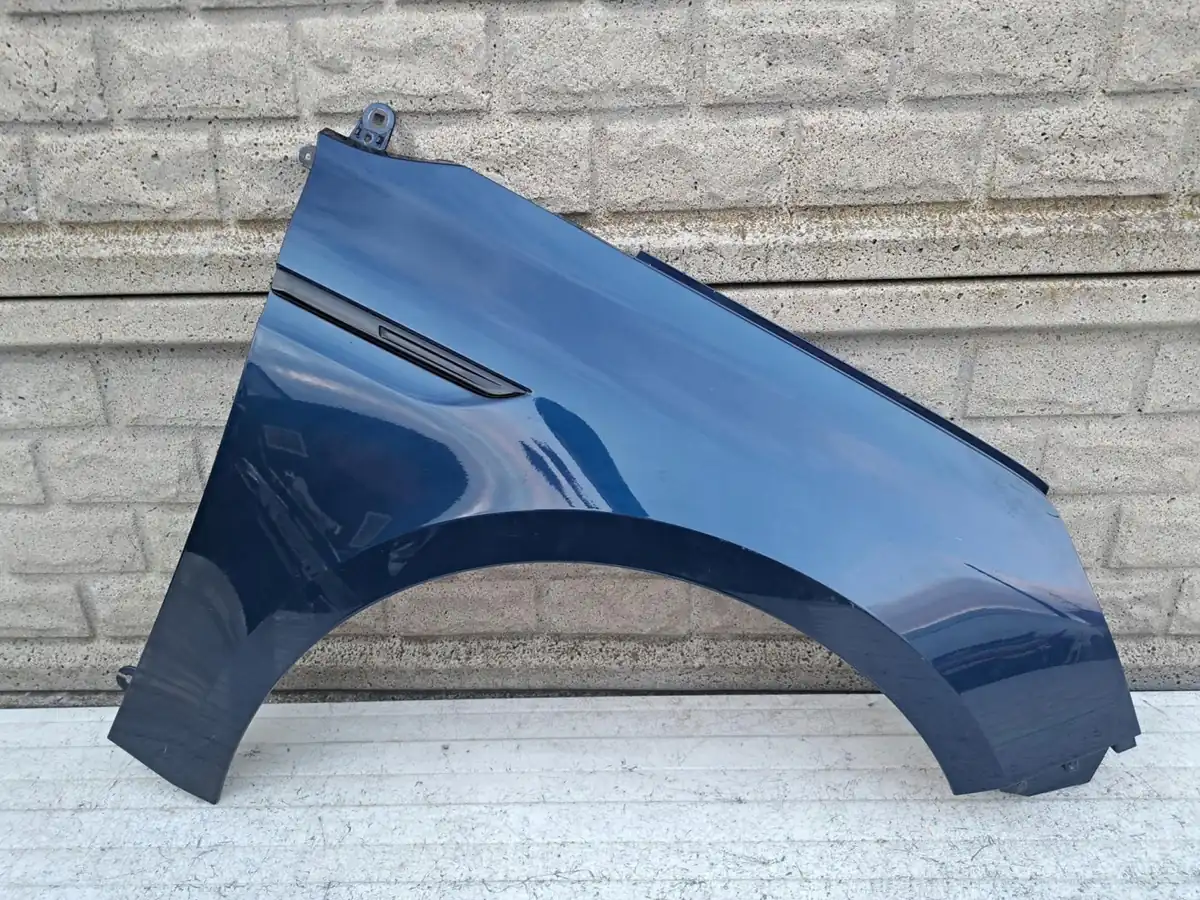 Aripa fata dreapta Renault Megane Iv 4 16 22