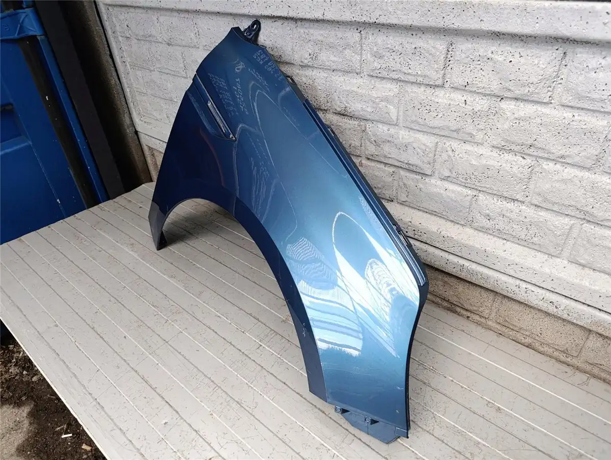 Aripa fata dreapta Renault Megane Iv 4 16 22