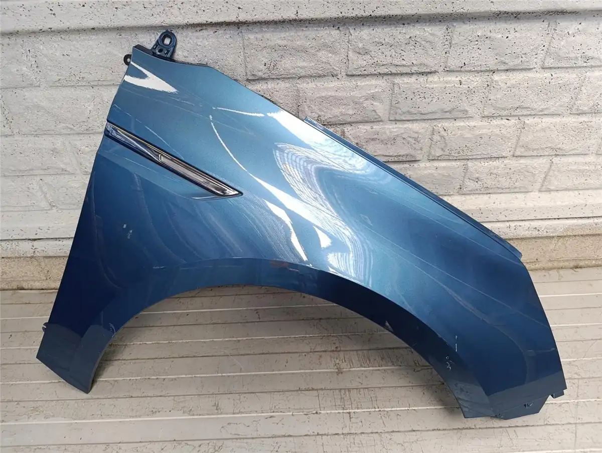 Aripa fata dreapta Renault Megane Iv 4 16 22