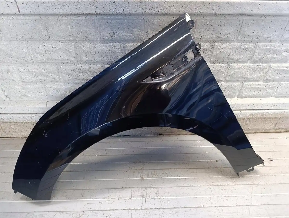 Aripa fata stanga Renault Talisman
