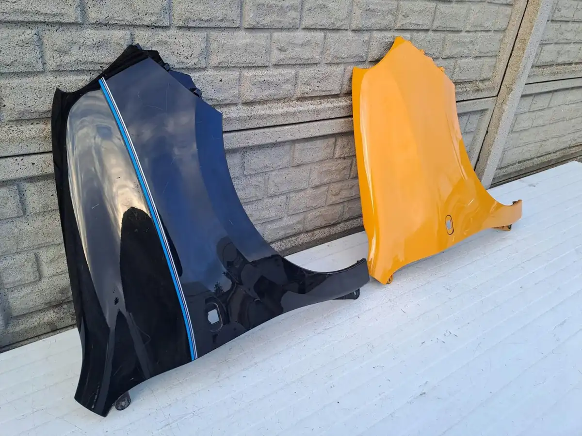 Aripa fata dreapta Renault Twingo 3 14 21