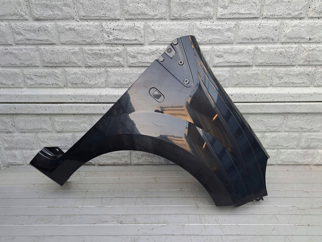 Aripa fata dreapta Renault Twingo Ii 2 05 15