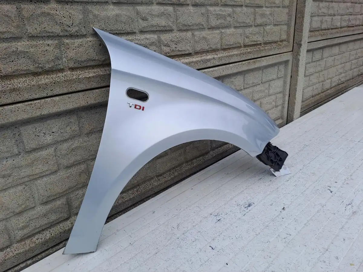 Aripa fata dreapta Seat Altea Toledo Iii 04 12