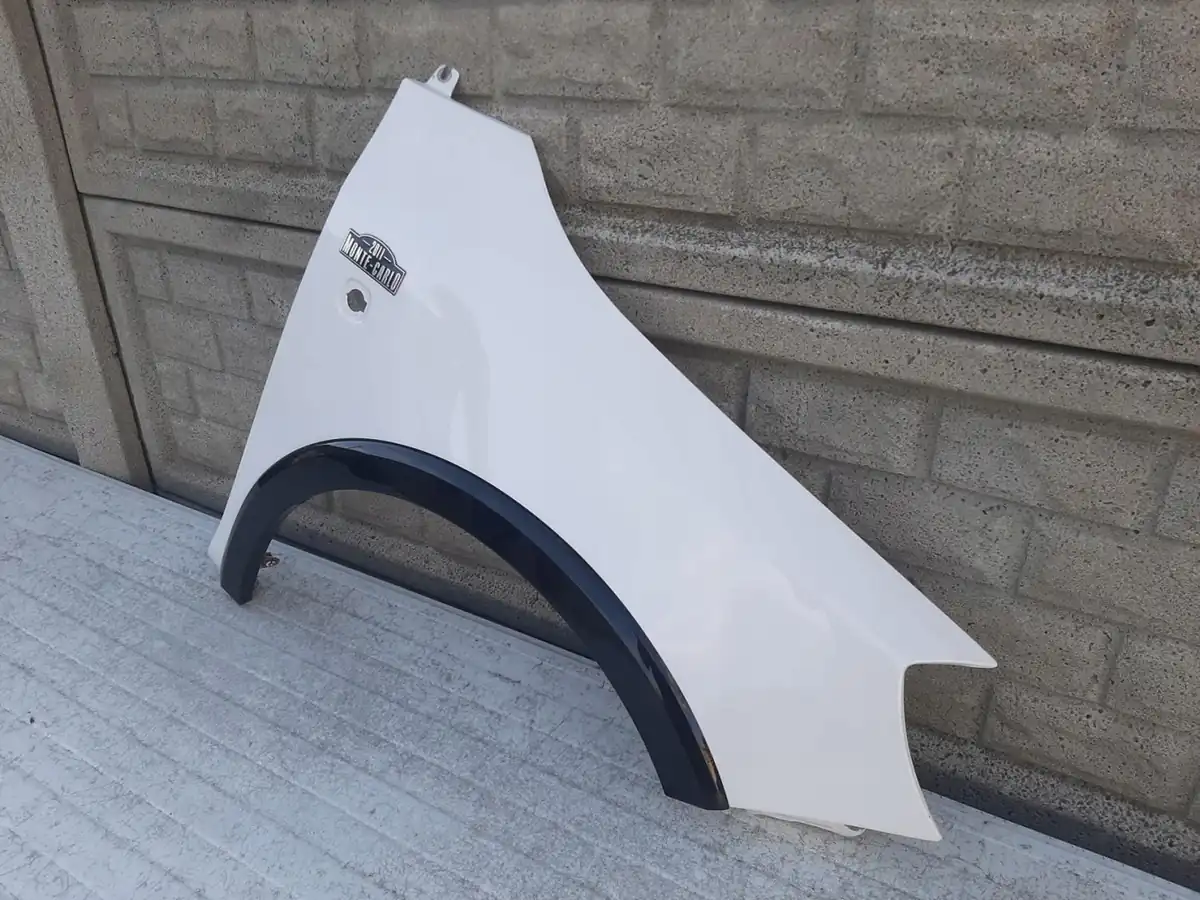 Aripa fata dreapta Skoda Fabia Monte Carlo