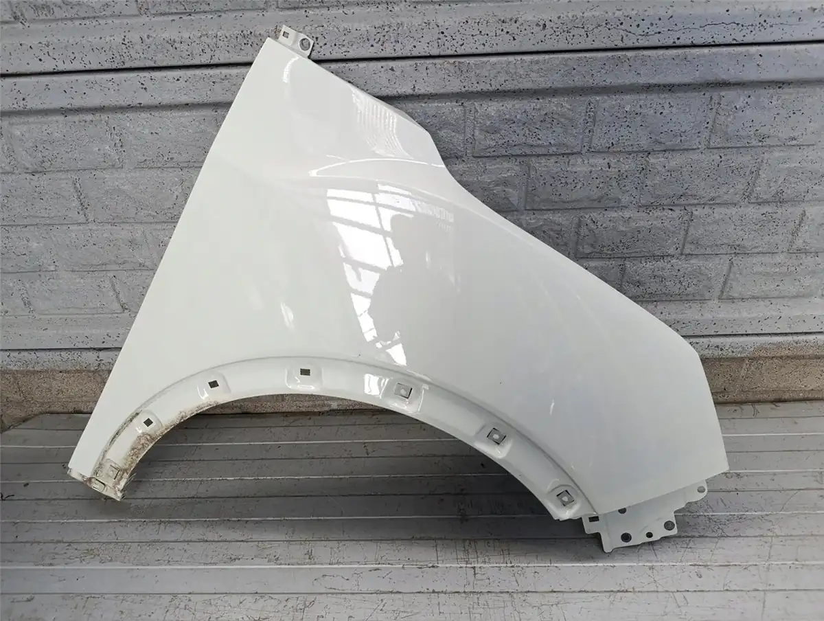 Aripa fata dreapta Pozostale Ssangyong Tivoli Lift 19