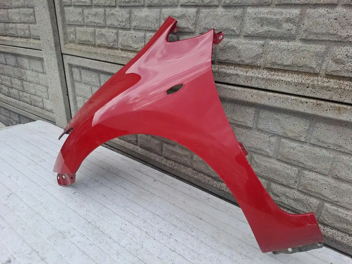 Aripa fata stanga Toyota Auris 1 I 06 10