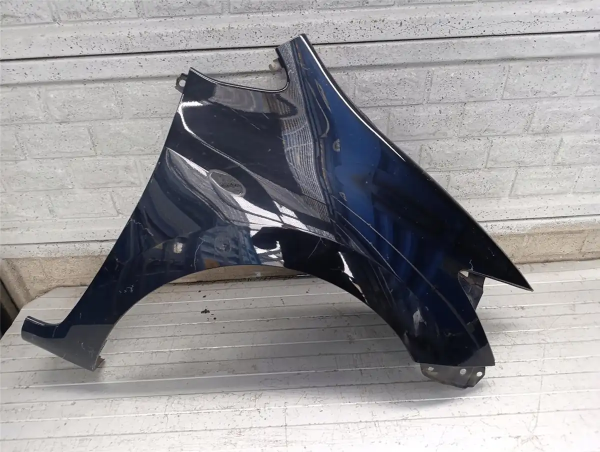 Aripa fata dreapta Toyota Auris 1 I 06 10