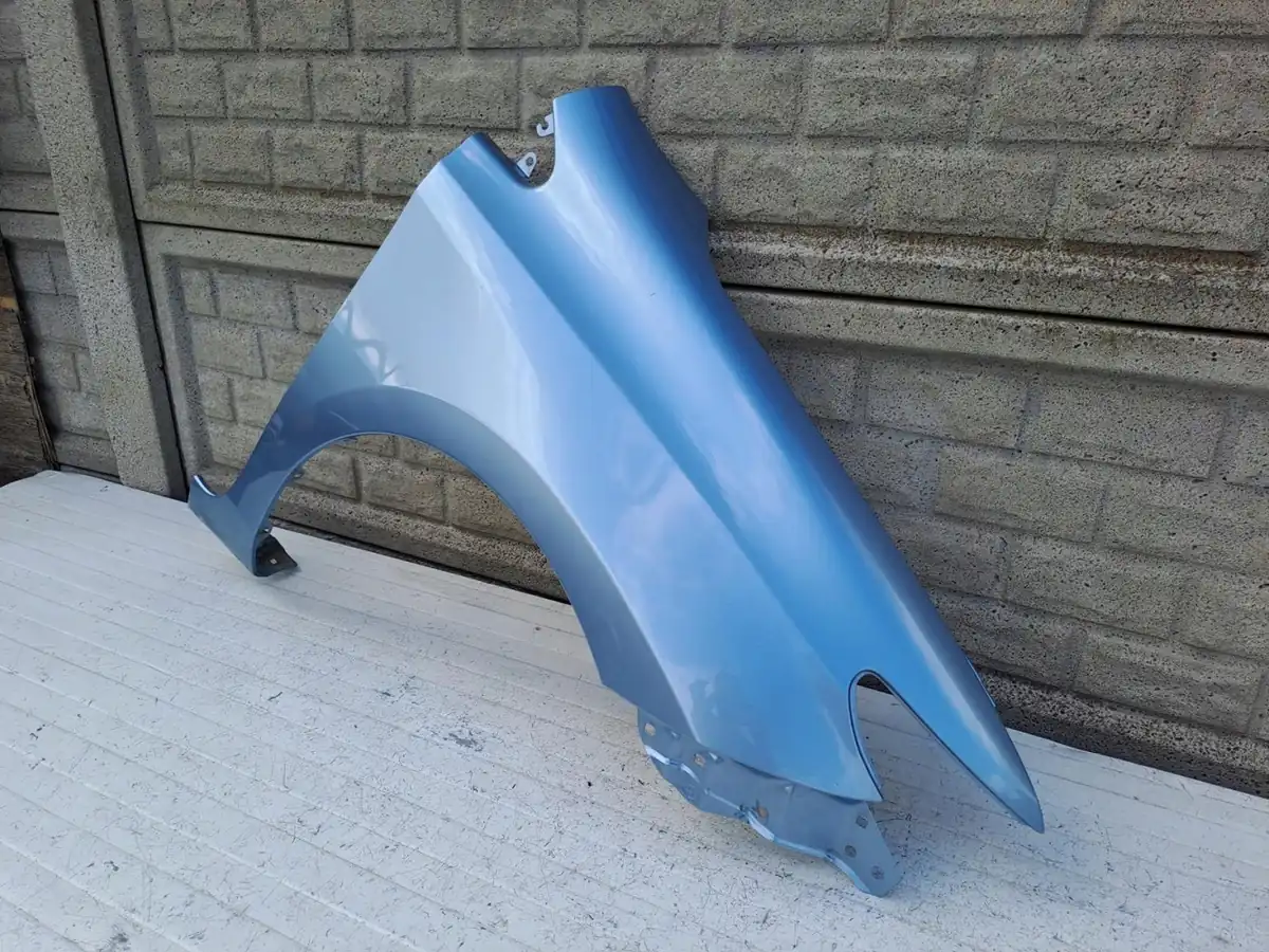 Aripa fata dreapta Toyota Auris 13 21