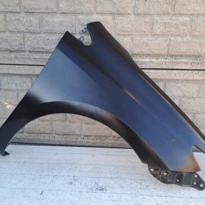 Aripa fata dreapta Toyota Auris 13 21