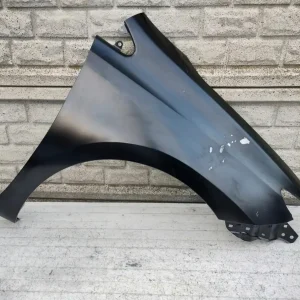 Aripa fata dreapta Toyota Auris 13 21