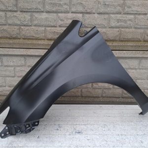 Aripa fata stanga Toyota Auris 2013 2021