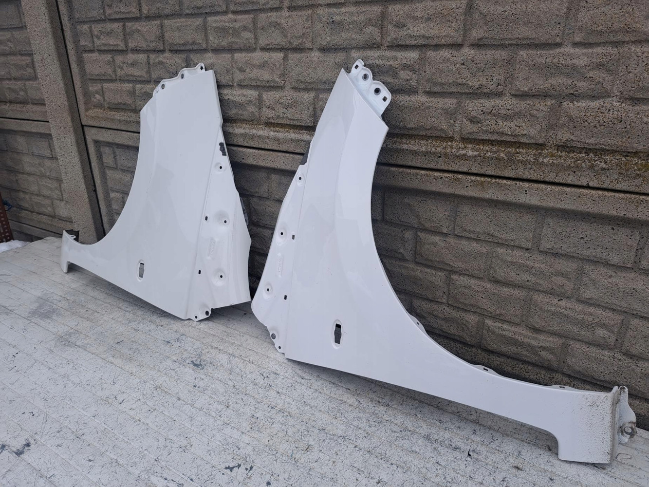 Aripa fata stanga Toyota Aygo 2 2014 2022 - Image 3