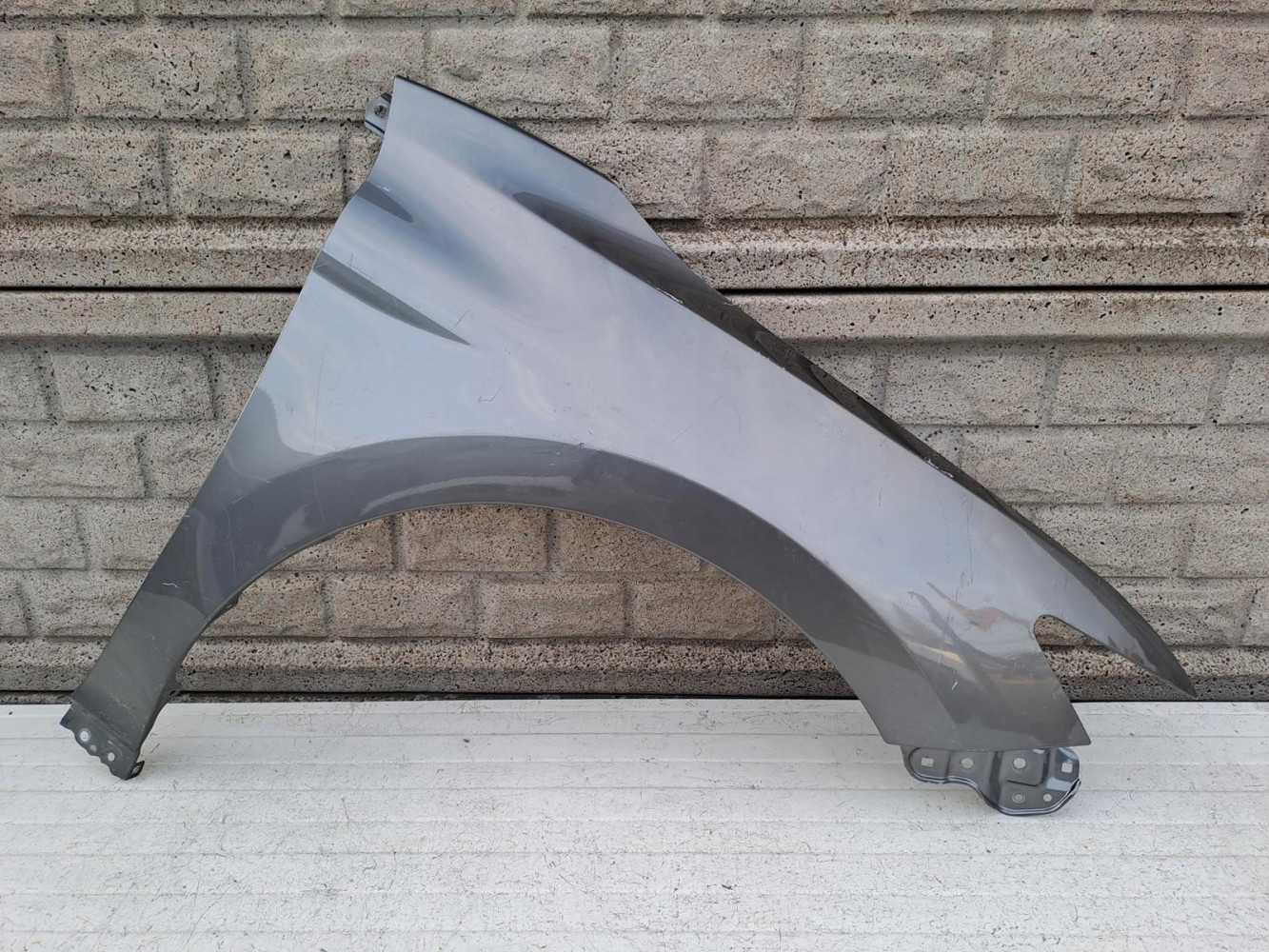 Aripa fata dreapta Toyota Camry 9 Ix 2017 2022