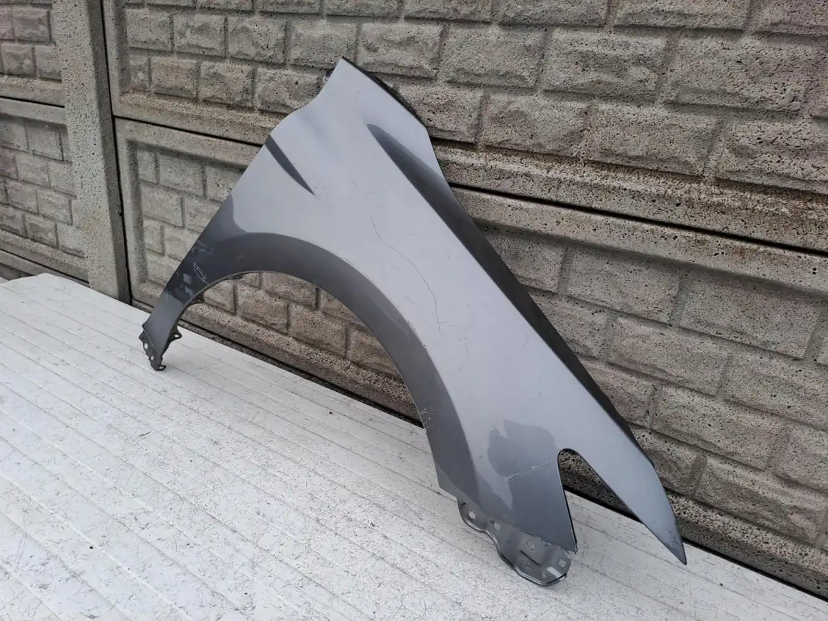 Aripa fata dreapta Toyota Camry 9 Ix 2017 2022