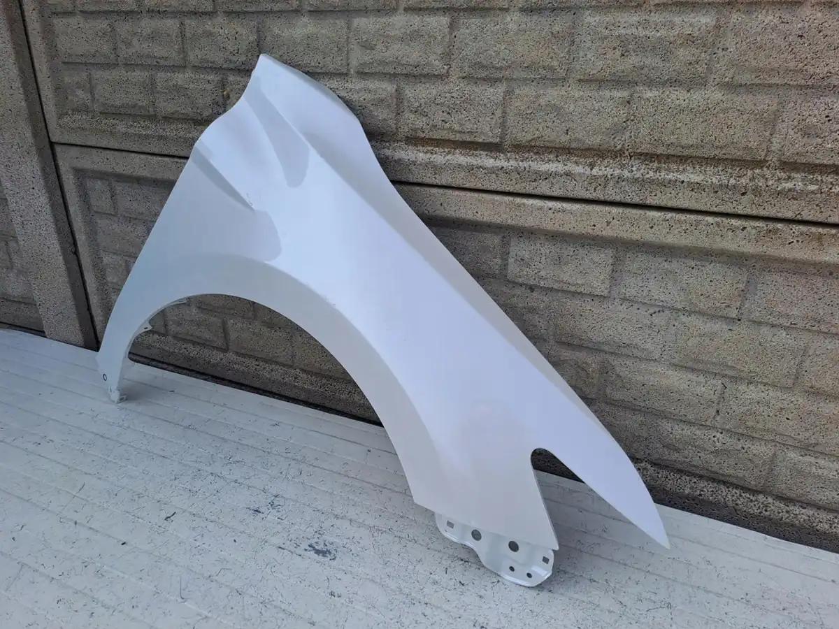 Aripa fata dreapta Toyota Camry 9 Ix 2017 2022