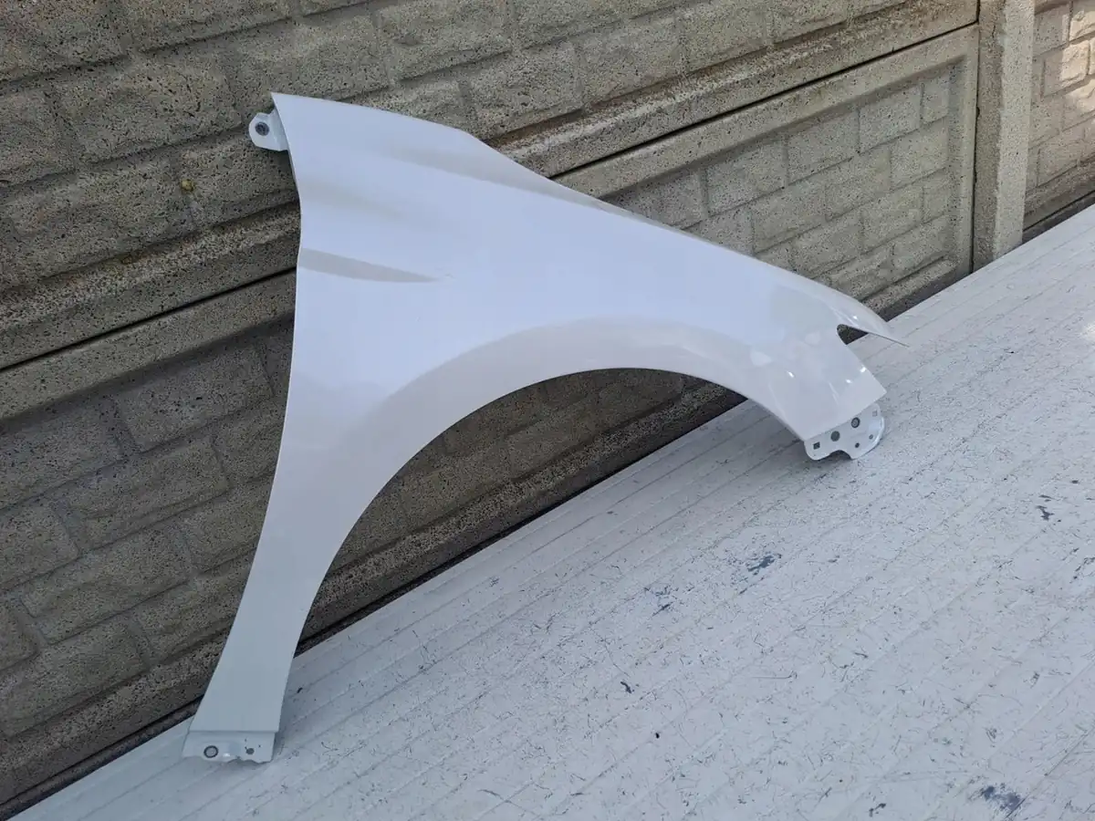 Aripa fata dreapta Toyota Camry 9 Ix 2017 2022