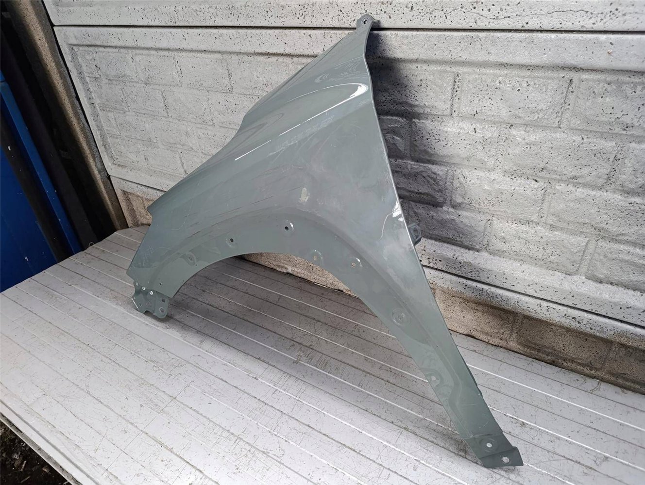Aripa fata stanga Toyota Corolla Cross 2020 2025 - Image 3