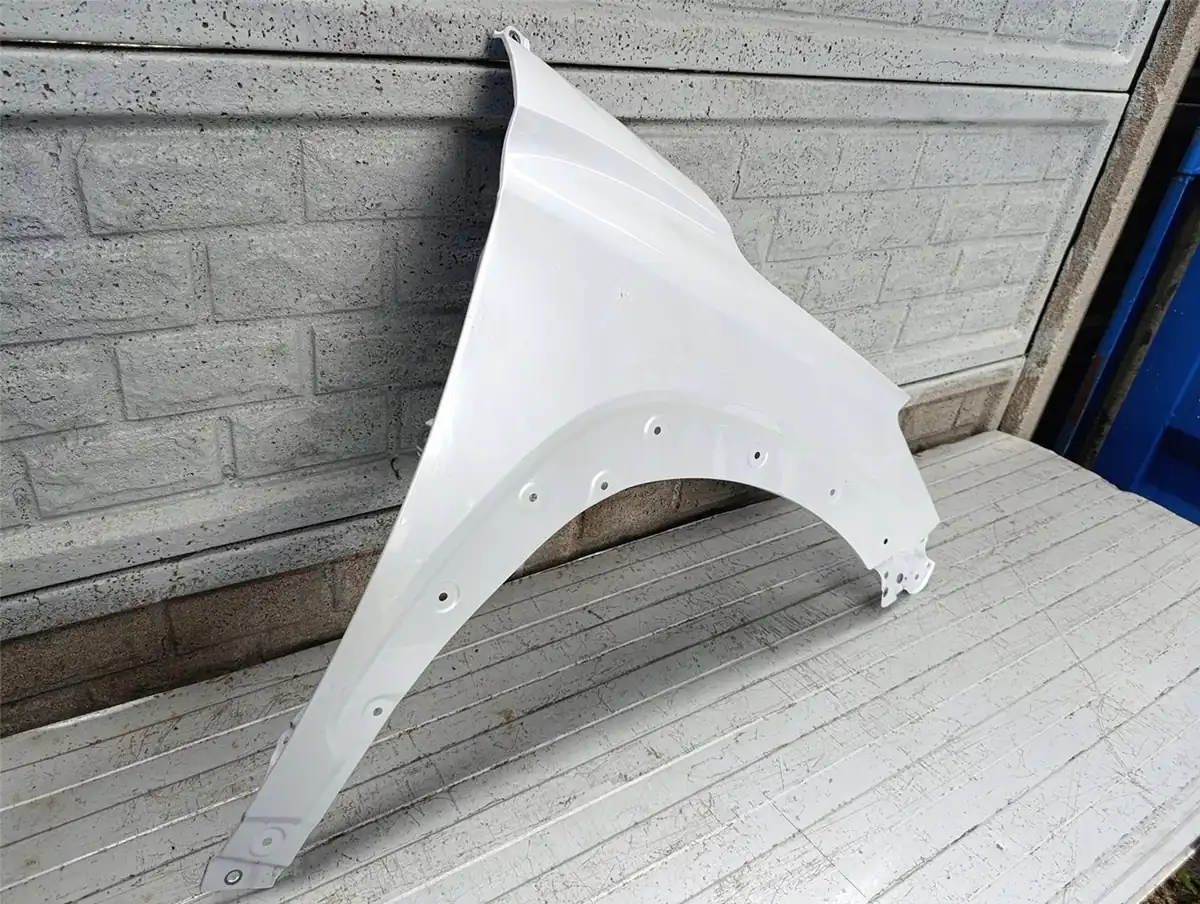 Aripa fata dreapta Toyota Corolla Cross 2020 2025
