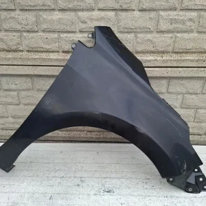 Aripa fata dreapta Toyota Corolla E16