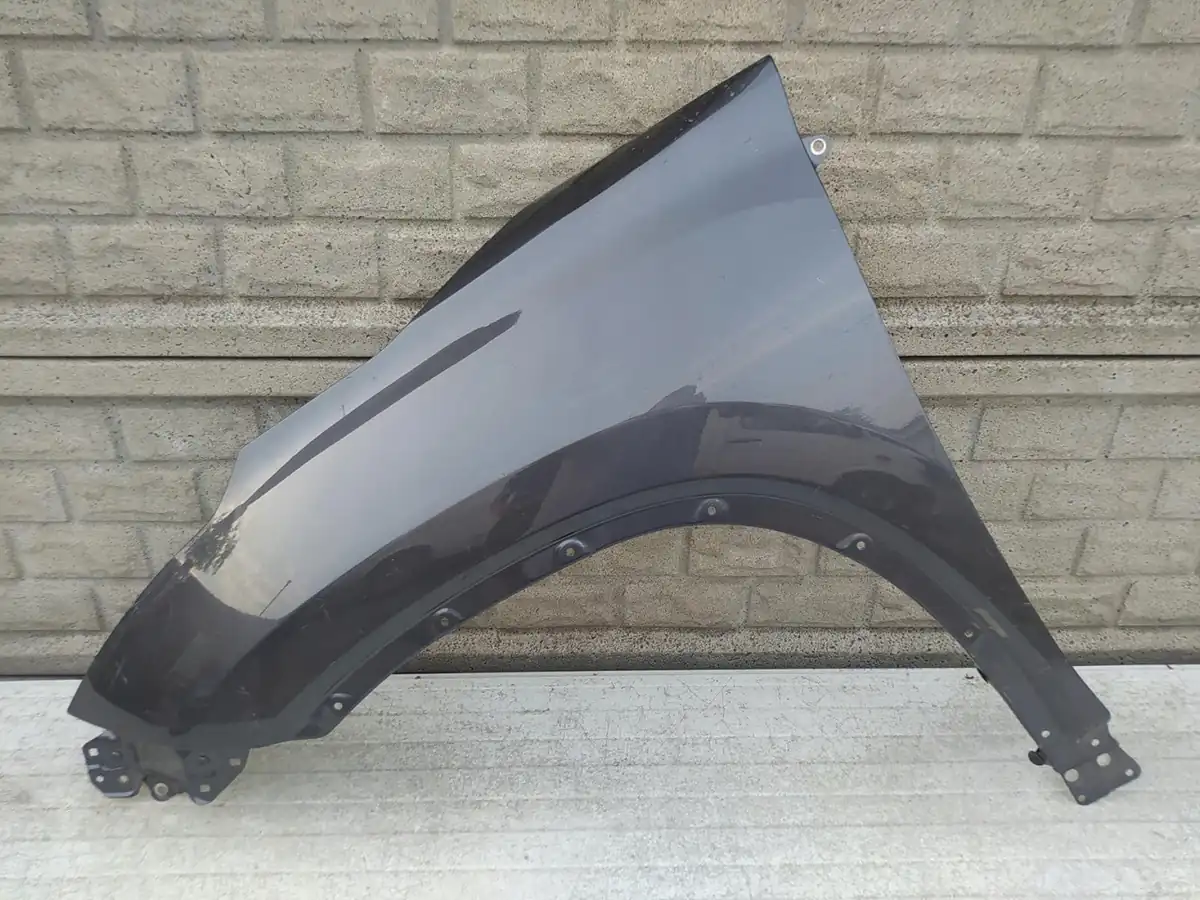 Aripa fata stanga Toyota Highlander 2021