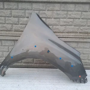 Aripa fata dreapta Toyota Hilux 15