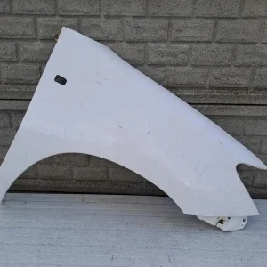 Aripa fata dreapta Toyota Hilux 2005 2012