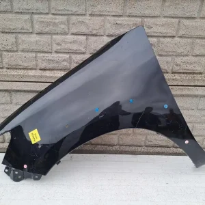 Aripa fata stanga Toyota Hilux Lift 12 15